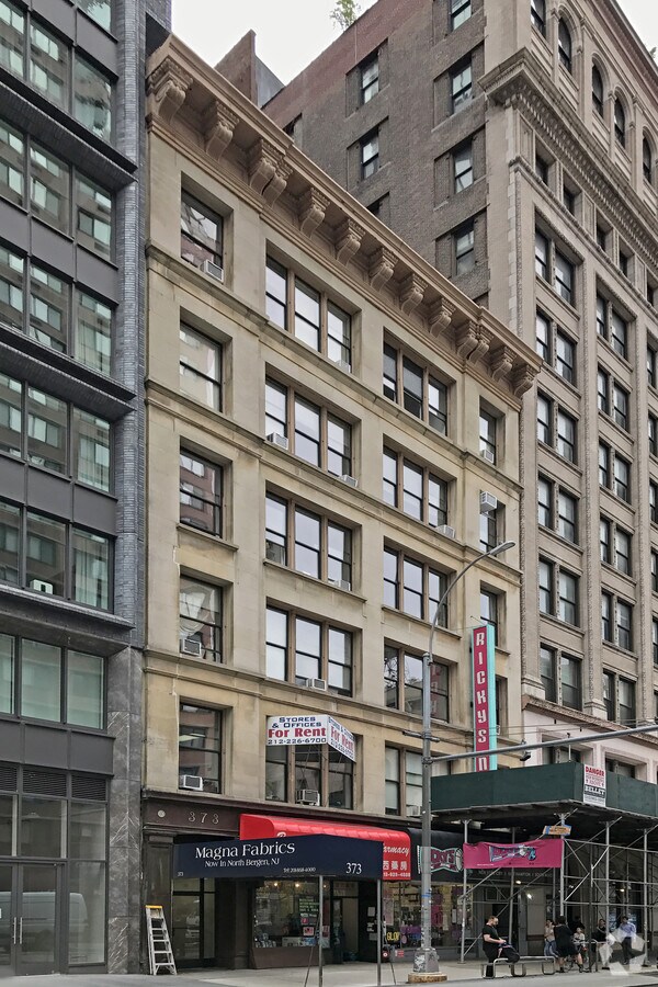 Image showcasing Private Art Studio for Rent in Tribeca/Soho. 180 - 500 sq ft. Amazing ...